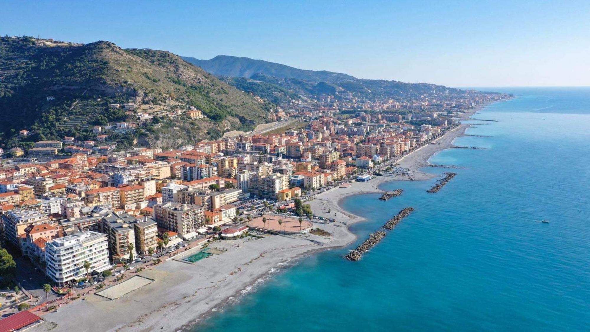 Casa Del Sole: Relax & Charme Nella Riviera Ligure Villa กัมโปโรสโซ ภายนอก รูปภาพ